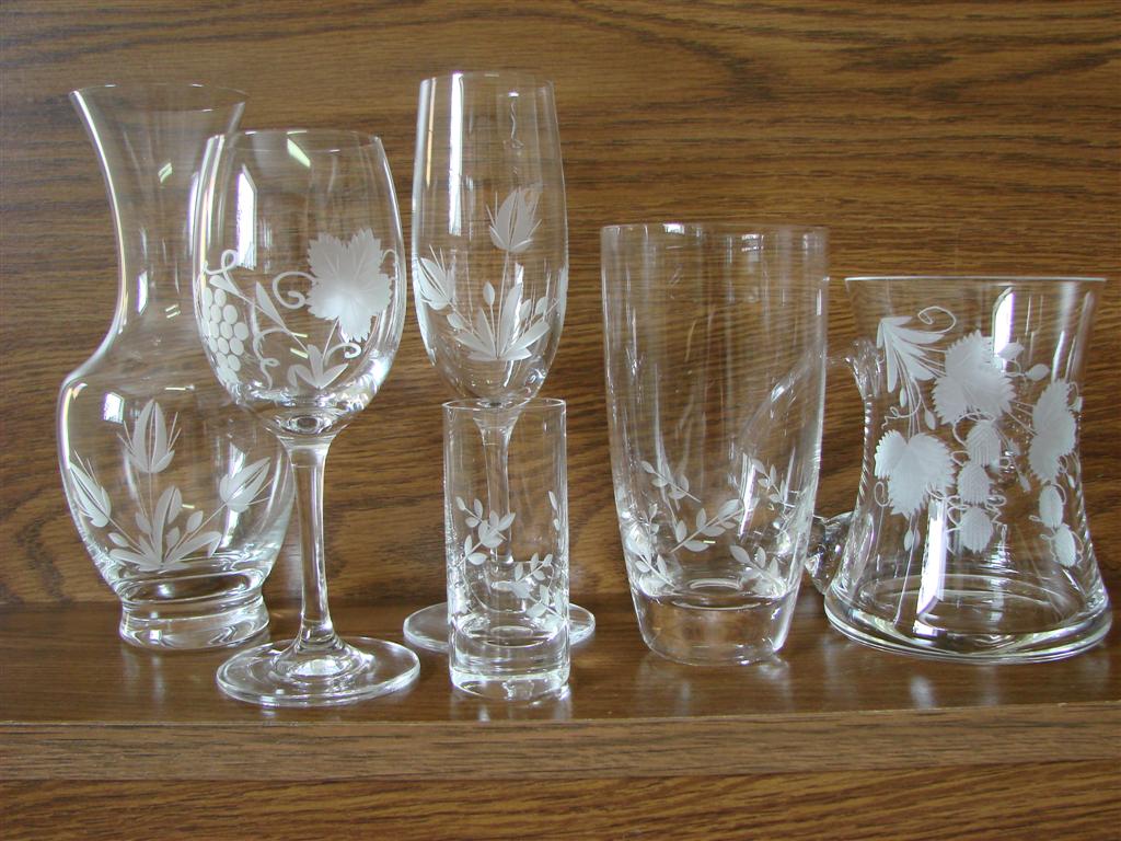 Různé tvary skleniček